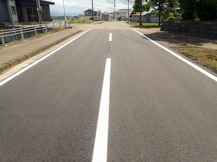 市道麓西線道路補修工事（2）